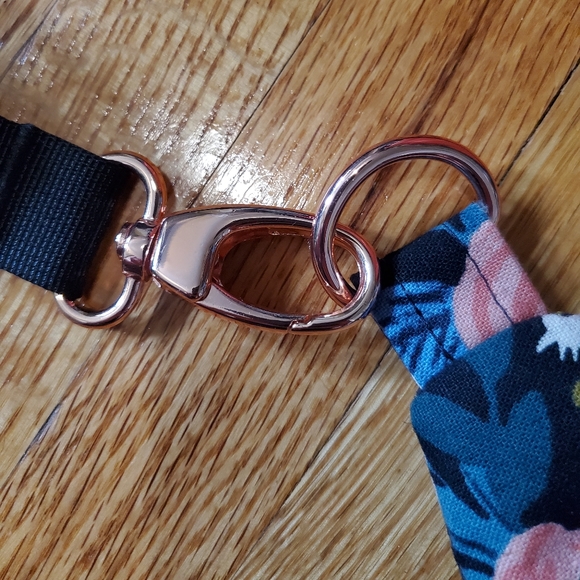 EUC handmade fanny pack - Picture 3 of 7